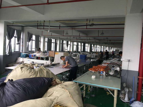 傘陂服裝廠招聘各環(huán)節(jié)人員并承接外發(fā)業(yè)務(wù)，助力服裝服飾零售市場發(fā)展